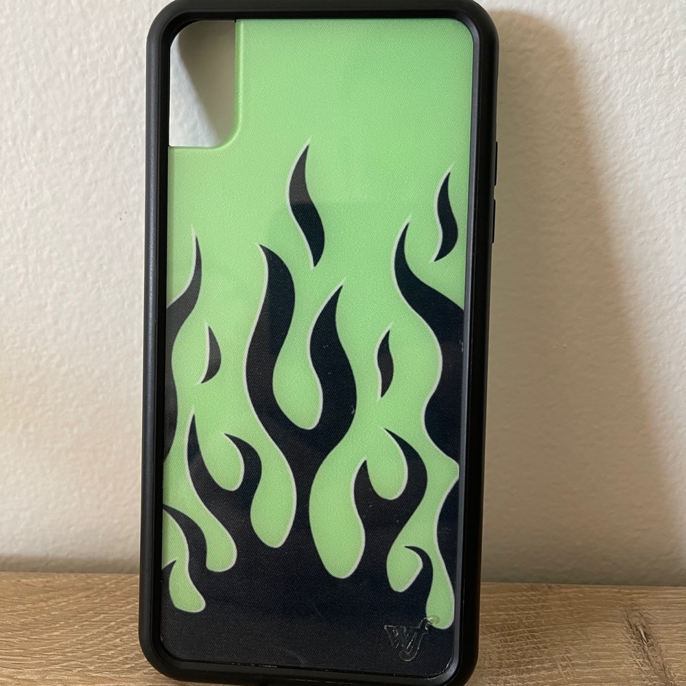 Wildflower Flames iPhone XS MAX case neon green